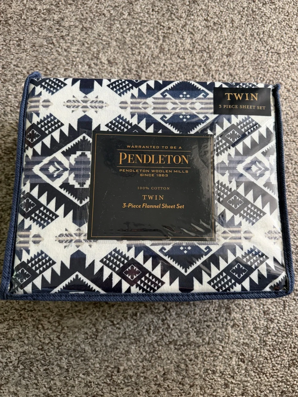 NWT Pendleton Westward 100% Cotton Navy Geometric Flannel Twin Sheet Set